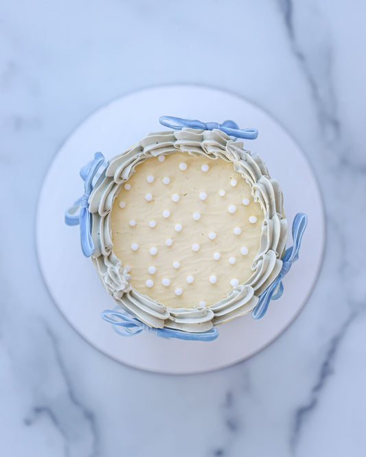 Bluebell Bow Mini Cake