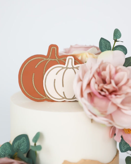 Pumpkin Bloom Cake