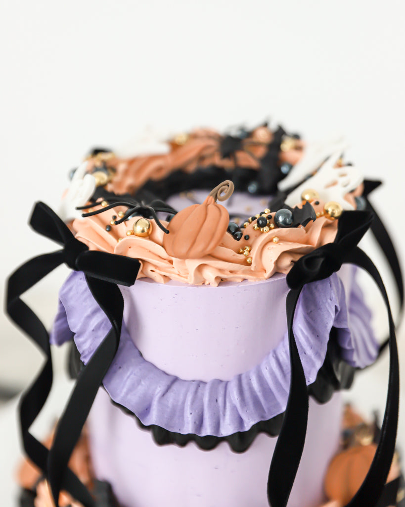 Spooky Vintage Mini Cake