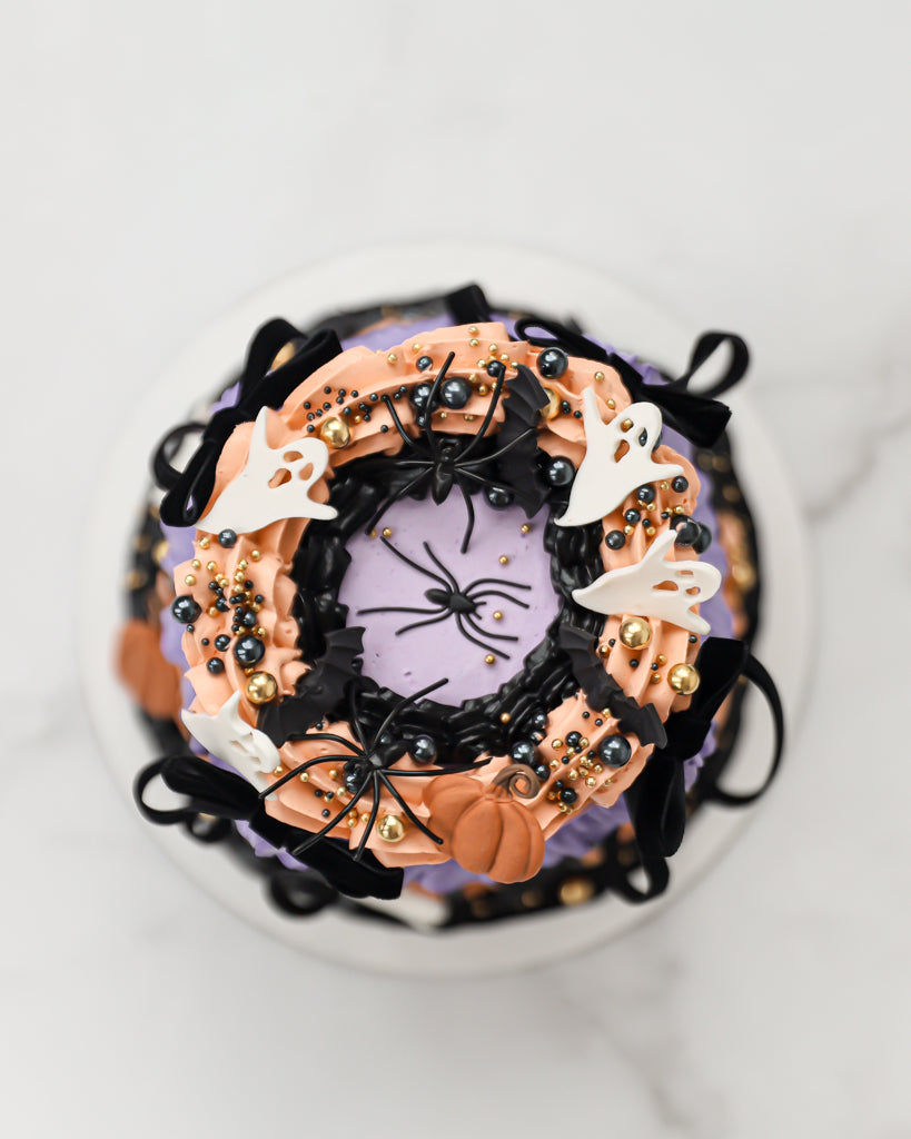 Spooky Vintage Mini Cake