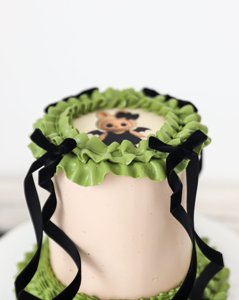 Vintage Labubu Mini Cake