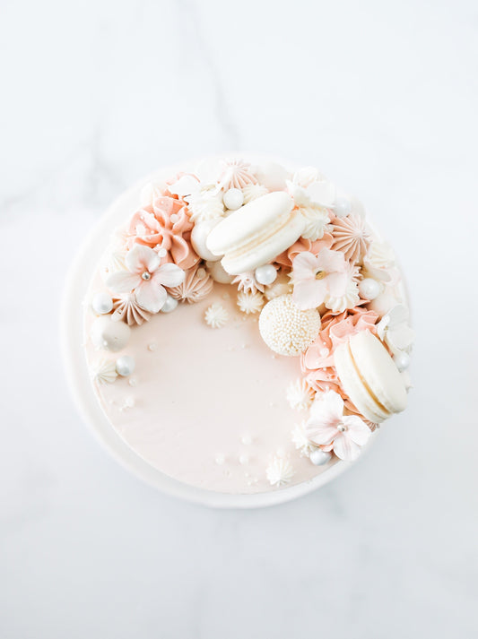 Sweet Peach Floral Cake