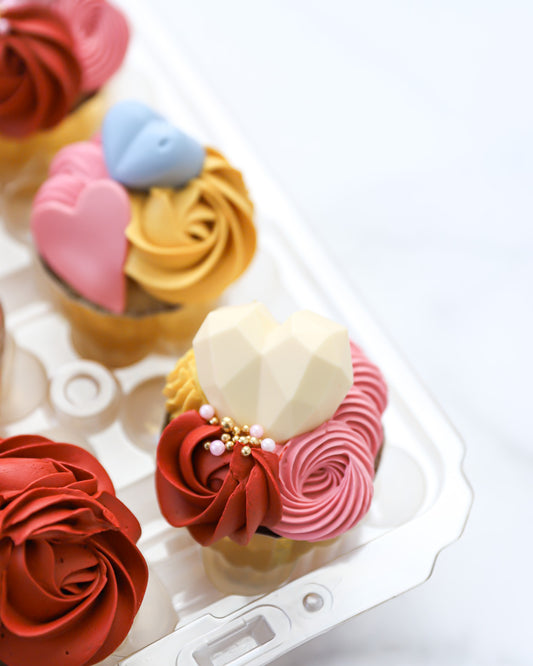 Cupid’s Retro Cupcakes