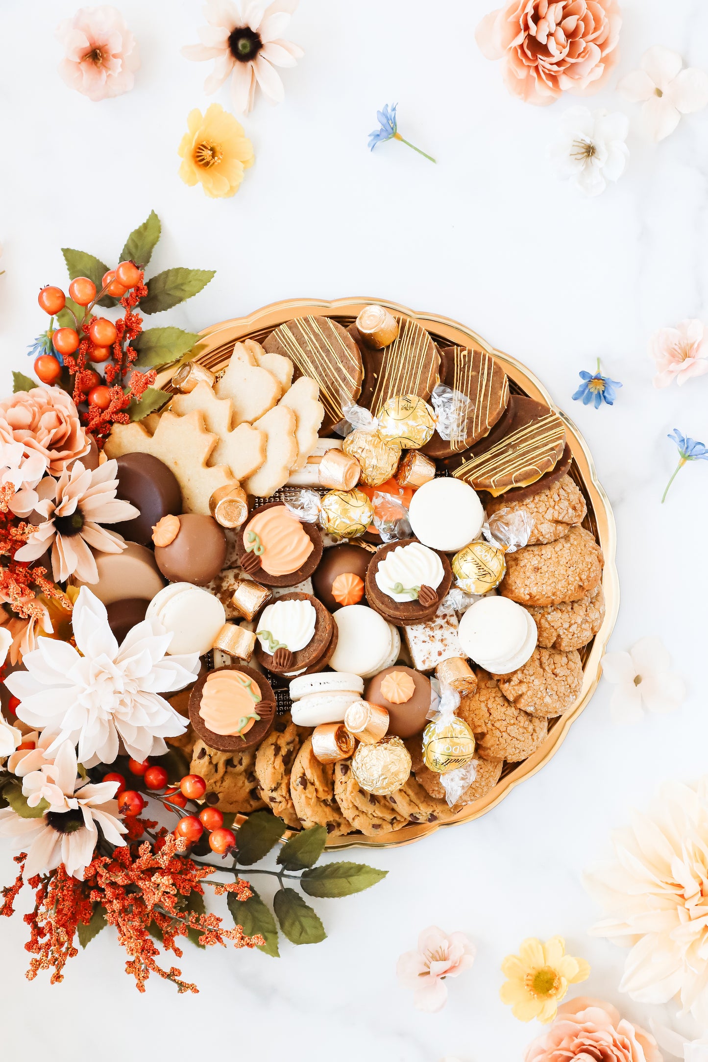 Fall Harvest Thanksgiving Dessert Platter – Gourmet Cookie and Chocolate Gift Tray