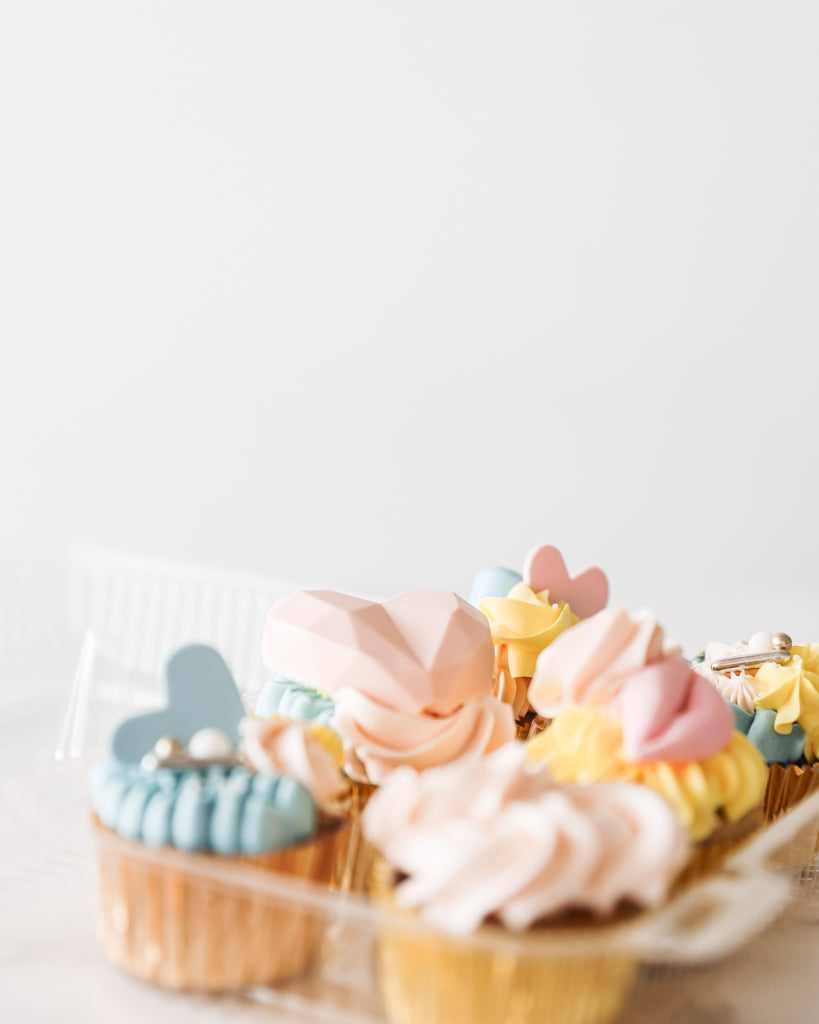 Sweet Harmony Valentine & Lover Cupcakes