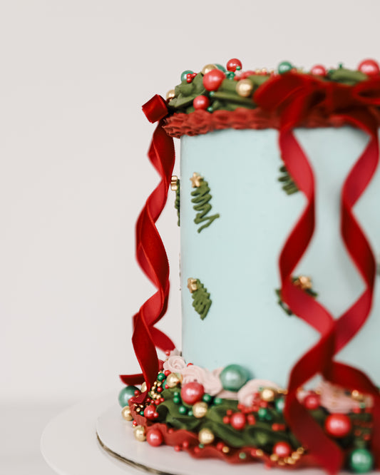 Vintage Pearl Christmas Tree Cake