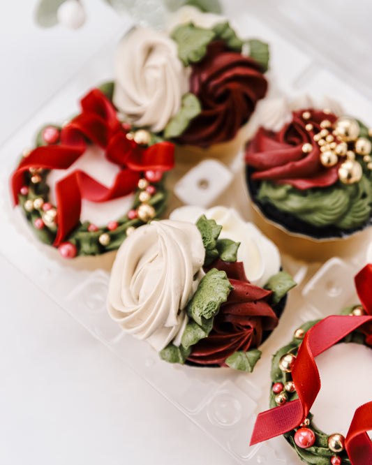Traditional Holiday Cupcake Set