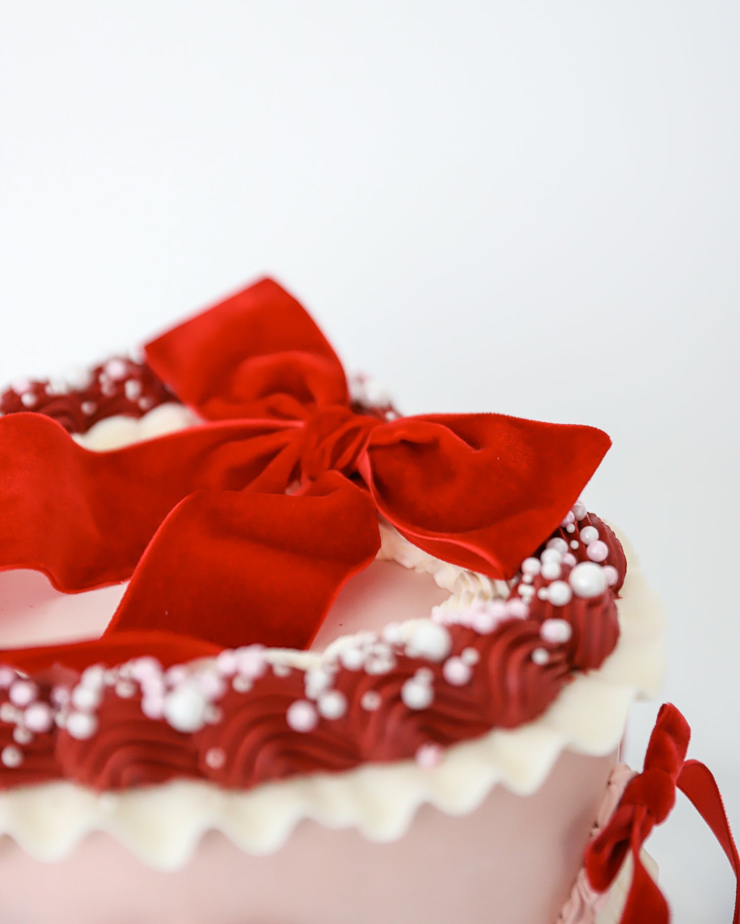 Heart Vintage Valentine Cake