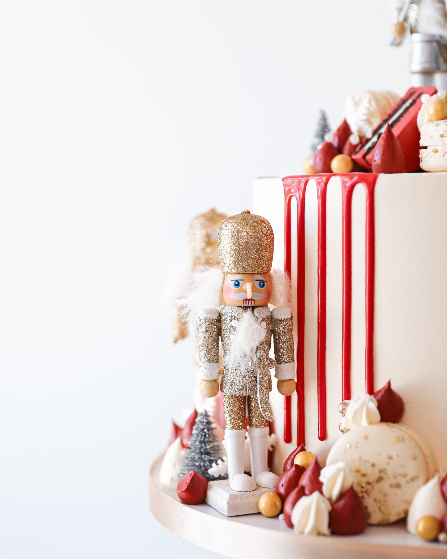 Magical Nutcracker Cake